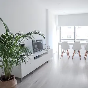 https://perfect-summer-beach-house.hotelaalgarve.com