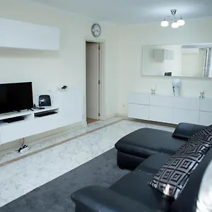 https://apartamento-ideal-2.hotels-lisbon-portugal.com